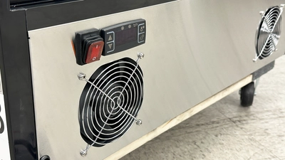 171-0257 Self Contained Countertop Bakery Showcase Cooler