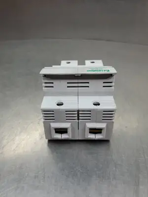 USED Littelfuse LFPSJ-ID FUSE HOLDER, 2 POLE, 30A, 600V.