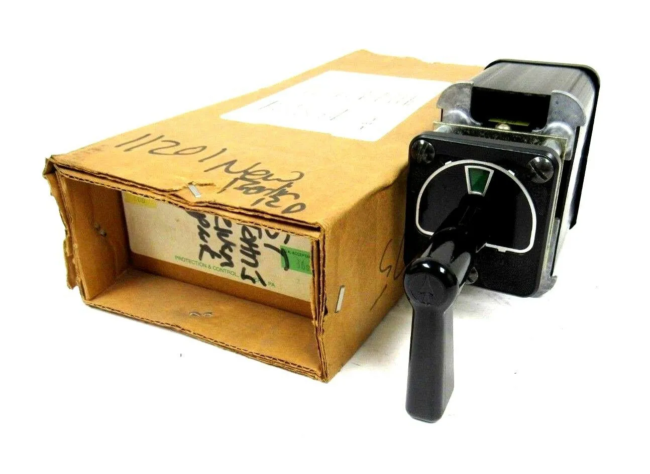 NEW GENERAL ELECTRIC 16SB1BB4B74SPR2P SELECTOR SWITCH TYPE SB-1