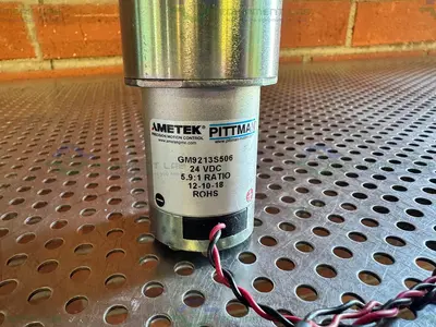 Used AMETEK PITTMAN GM9213S506 PRECISION ELECTRIC MOTOR 5.9 TO 1 RATIO, 24 VDC Motors (misc) California US | Equipment Lab #1439554