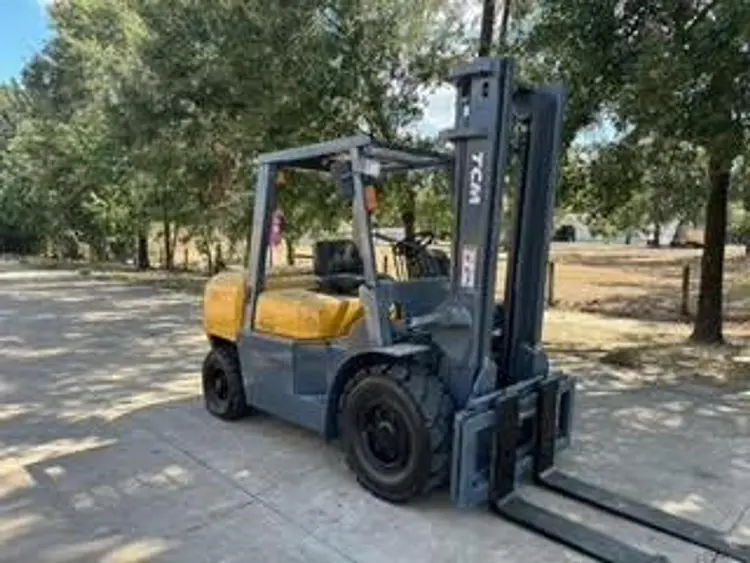 Used 2015 TCM FD40-A1 Internal Combustion Forklifts: Pneumatic Tire Texas US | North Texas Equipment Services #719821