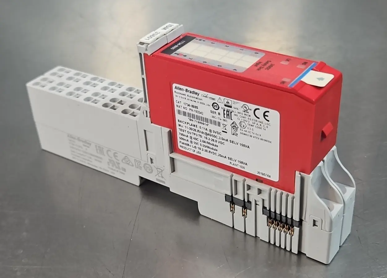 Allen Bradley 1734-IB8S/B w/ 1734-TOP3/A input module Loc 3E32