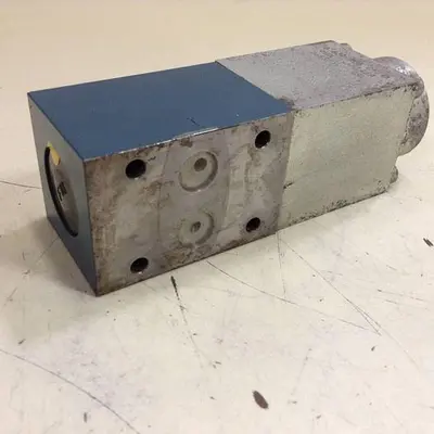USED BOSCH 0 811 402 031