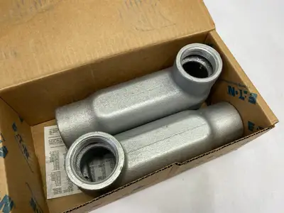New | in-Stock Eaton Crouse-Hinds Condulet Form 8 Conduit Outlet Body LB, 1-1/2" 2-PACK Electrical Fittings Michigan US | Maverick Industrial Sales #1509707