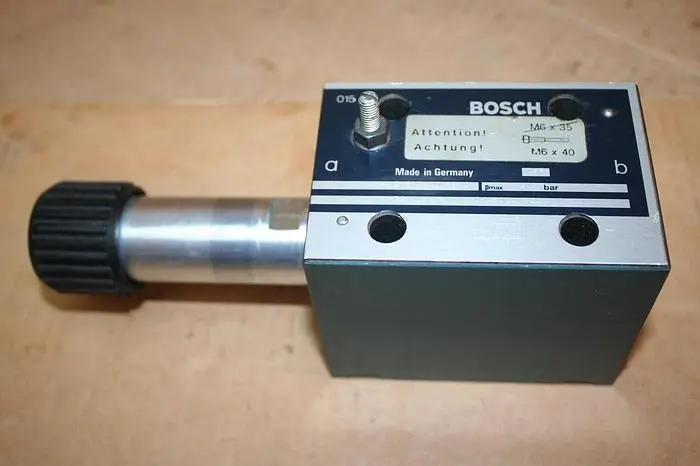 Used BOSCH 0 810 001 830 Valves/Fittings Michigan US | Ideal Machinery #608332