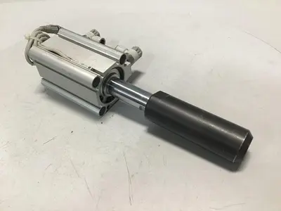 USED SMC CDQ2B32-40DZ +