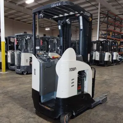 USED 2019 CROWN RR5725-45