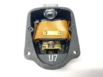 Used Linemaster Clipper Electric Momentary Air Valve Foot Switch 125VAC 15A Relays & Switches Michigan US | Maverick Industrial Sales #1393196