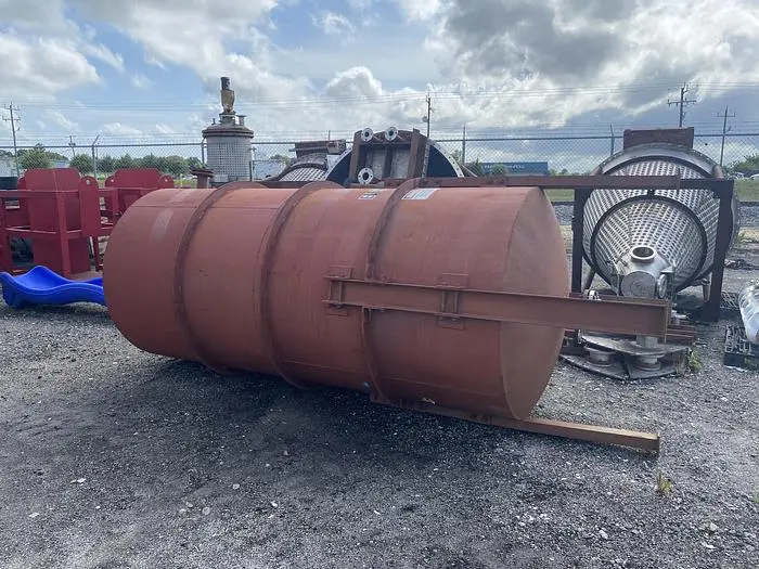 Used 1971 USED 1500 GALLON C/S TANK _UNKNOWN_ Vacuum Tanks North Carolina US | DH Griffin Used Equipment #1383585