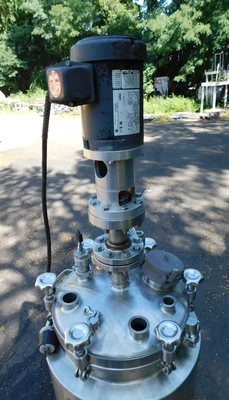 USED WALKER 175 L  REACTOR TK 306