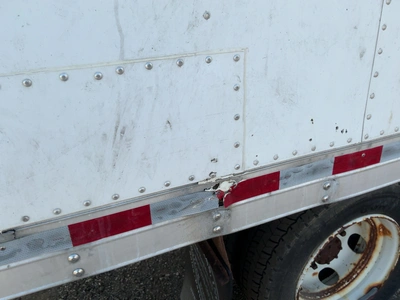 Used 2007 ISUZU 18' Box trucks Michigan US | Miedema Asset Management Group #1579183