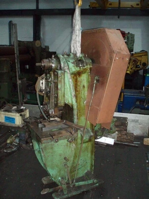 USED RASKIN 32 TON