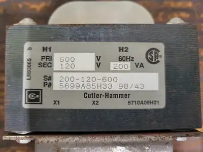 Used CUTLER-HAMMER 5699A85H33 Transformers British Columbia CA | Lenmark #265184