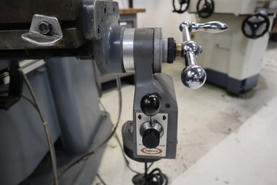 Used CLAUSING KONDIA MILLING MACHINES FV-1 Vertical Mills Minnesota US | Machinesused.com #1443930