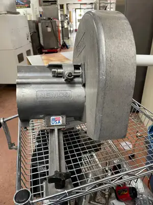 Used Nemco Used Nemco 55200AN Stainless Steel Manual Food Slicer Slicers / Dicers / Cutters Illinois US | Falcon Restaurant Supply #1376004