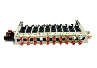VV5FS2-01T1-101-02T | SMC  Solenoid Valve Manifold, 5-Port, 10-Station, 1/4" NPT - Used