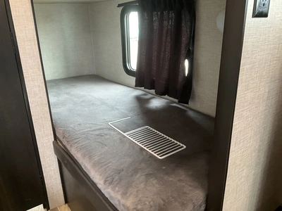 Used 2022 JAYCO JAY FLLIGHT Campers, Caravans, Motorhomes Michigan US | Miedema Asset Management Group #1321399