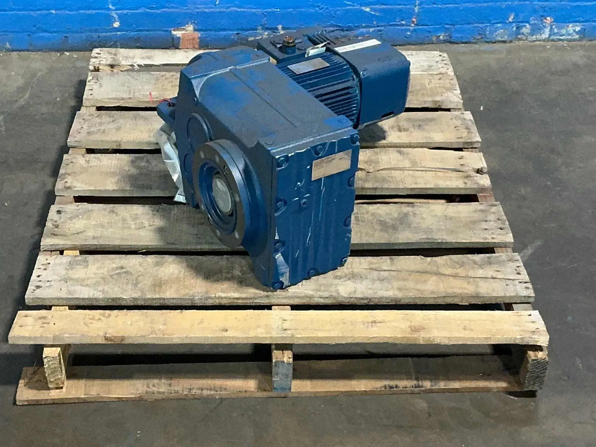 Used SEWEURODRIVE FHZ87 DRN90L4/BE2HR/MM15 Motors (misc) Ohio US | HGR 24 #1278914