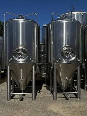 (4) Available - Used 20bbl/25hl Jacketed Conical Fermenters