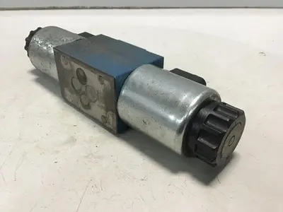 USED MANNESMANN REXROTH 4WE6G2-60/EG24N9K4