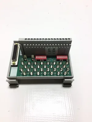 Allen-Bradley 1492-AIFM16-F-3 Analog Interface Module Ser C