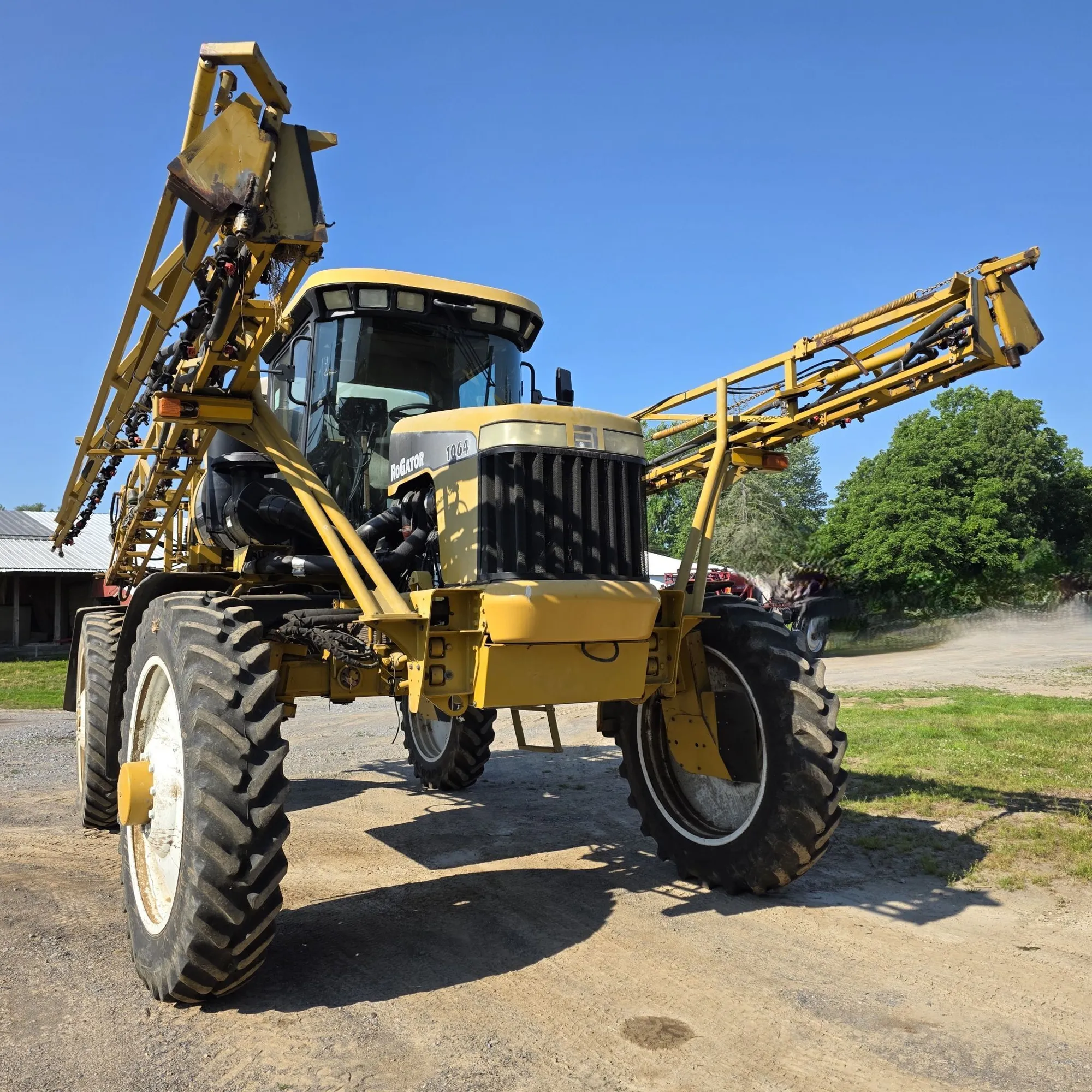Used 2005 AG-CHEM ROGATOR 1064 Self-Propelled Sprayers Pennsylvania US | Iron Listing #1292324