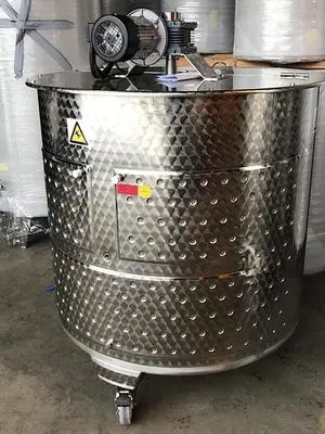 New Stock Letina 265 Gallon / 1000L Jacketed Mix Tank With Wheels
