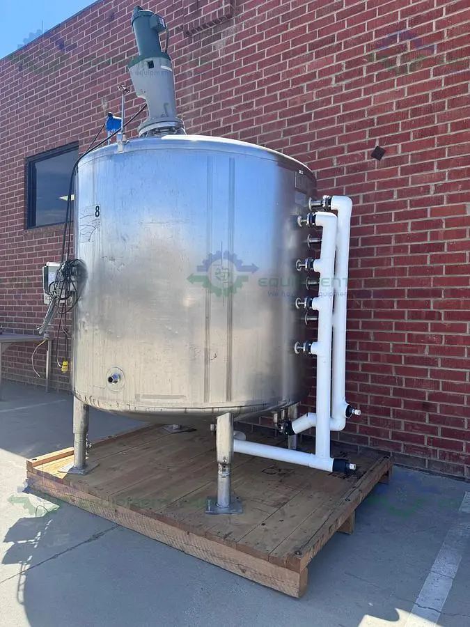 USED PAUL MUELLER 4500 LITER SS JACKETED REACTOR W/ AGITATOR 25 PSI FV &138 PSI