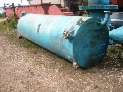 4000L GRP Vertical Enclosed Tank