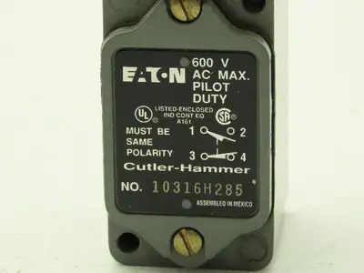 Eaton Cutler Hammer 10316H285 Limit Switch Side Roller 600V AC Max 1 NO 1 NC