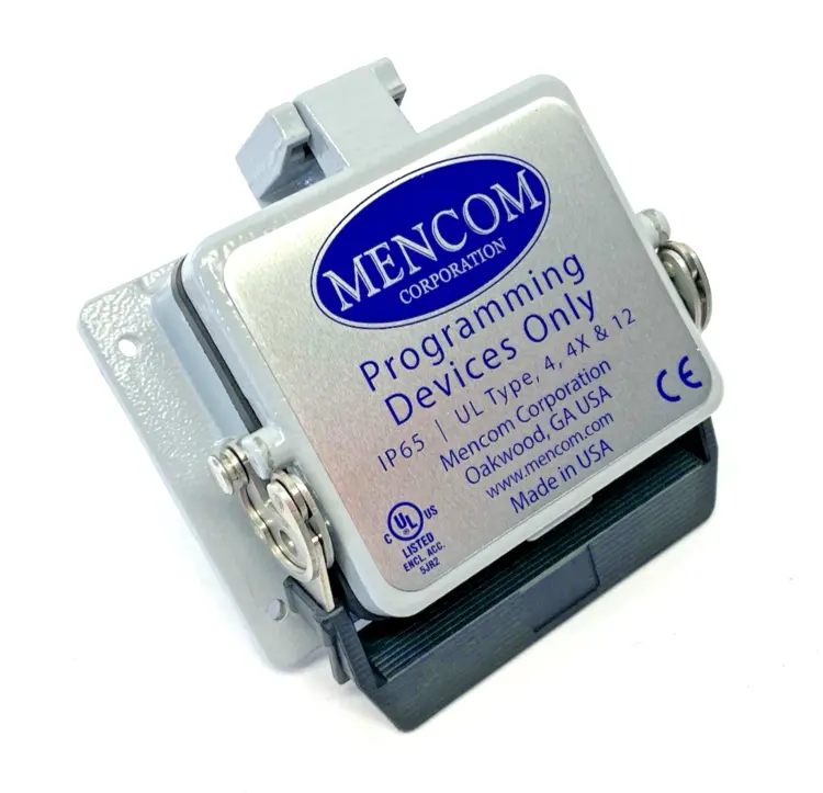 Used MENCOM PANEL INTERFACE CONNECTOR W/ GFCI DUPLEX OUTLET, NO RESET Electrical Boxes Michigan US | Maverick Industrial Sales #1090082
