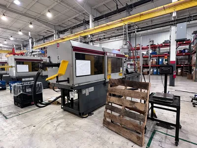 VAN DORN DEMAG 300-RS-30F Plastic Injection Mold | Universal Press & Machinery (UPM) (1)