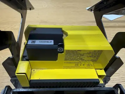 2024 KEYENCE MODEL SZV04X SAFETY LASER SCANNER, MULTI-FUNCTION TYPE, WITH CAMERA FUNCTION: YOBRO #24838