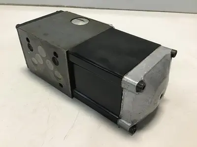 USED REXROTH 4WE10EA21AG24N9K4V