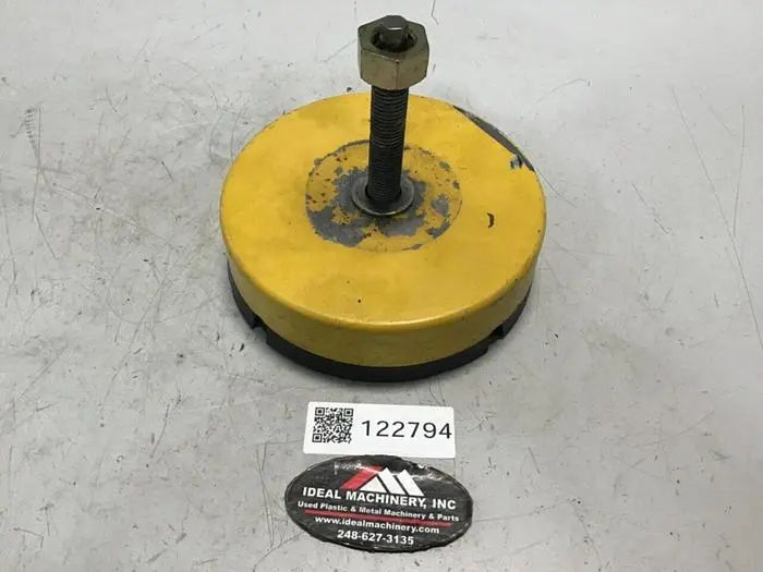 USED METAL FABRICATOR LEVELING PAD