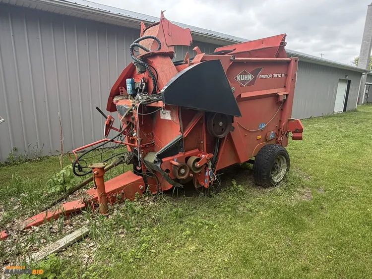 Used KUHN PRIMOR 3570M Bale Choppers - Feeders Michigan US | Miedema Asset Management Group #1149656