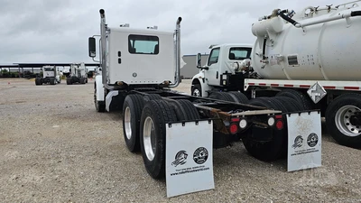 Used 2012 FREIGHTLINER CORONADO 122 SD Cab Chassis trucks Texas US | Roll Off Truck World #1491816