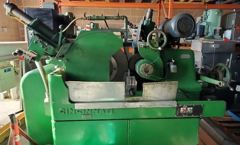 USED CINCINNATI 2OM