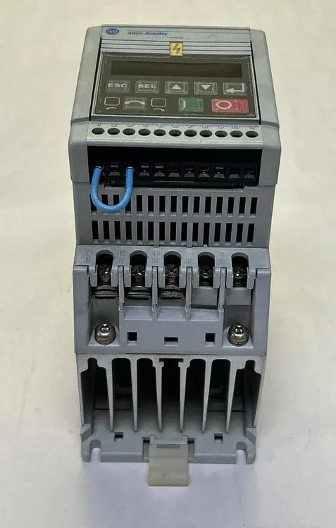 Used ALLEN-BRADLEY 160-BA02NPS1P1 Variable Speed Drives Ohio US | Surplus Asset Holdings #1240415