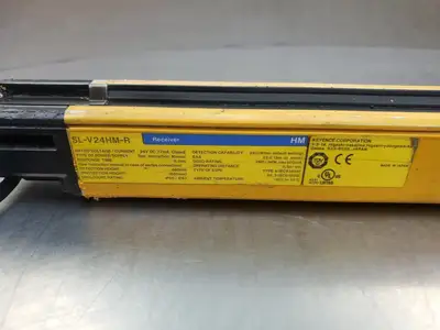 Keyence SL-V24HM-R/SL-V24HM-T Light Curtain Safety System. 5C-11