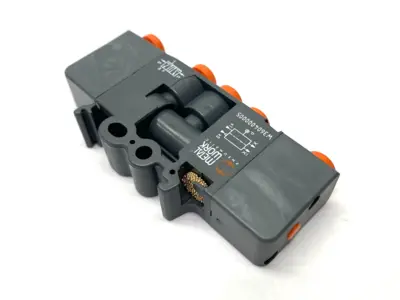 New | in-Stock Metal Work Pneumatic Valve 5-Port 4mm 218PSI Valves/Fittings Michigan US | Maverick Industrial Sales #1399995