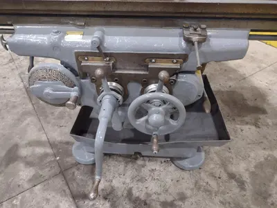 15 HP KEARNEY & TRECKER MODEL #4CH VERTICAL MILL: STOCK #22776