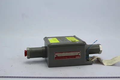 New | in-Stock Static O'ring 13RB-K5-M4-C1A Pressure Switches California US | Davliegogo LLC #1706784
