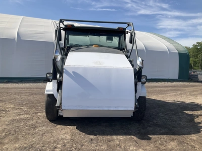 USED 2008 ELGIN PELICAN