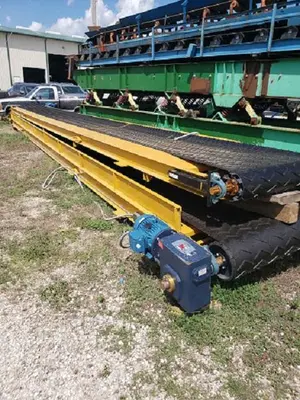 300 HP Mac Saturn Dual Shaft Shredder / New Conveyors