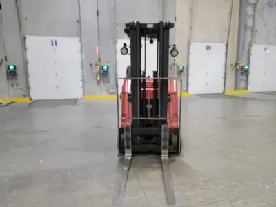 Used RAYMOND 425-C40TT Misc Forklifts British Columbia CA | Lenmark #237713