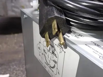 USED OASIS INTERNATIONAL R8D300