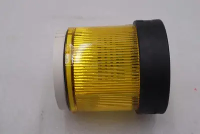 SCHNEIDER ELECTRIC XVB C2B8, ILLUMINATED YELLOW LENS, NEW STOCK K-3416