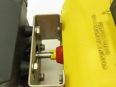 Hytork 131 Pneumatic Spring/Air Actuator 1" Flanged AKH2 Ball Valve FEP Lined