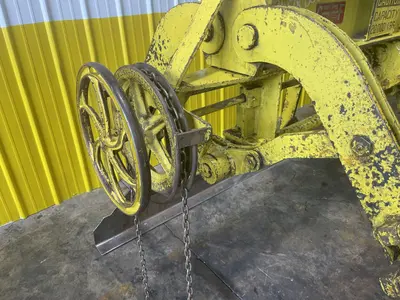 20,000 LB X 84" X 32" TO 62" WIDE CF CULLEN FRIESTEDT ADJUSTABLE PARALLELOGRAM SHEET LIFTER: STOCK #20437